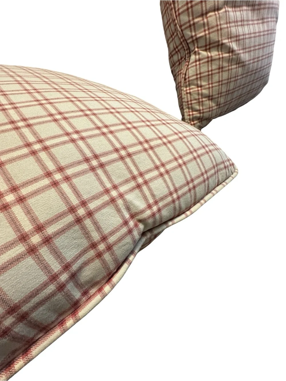 Set of 2 Red Plaid 20
